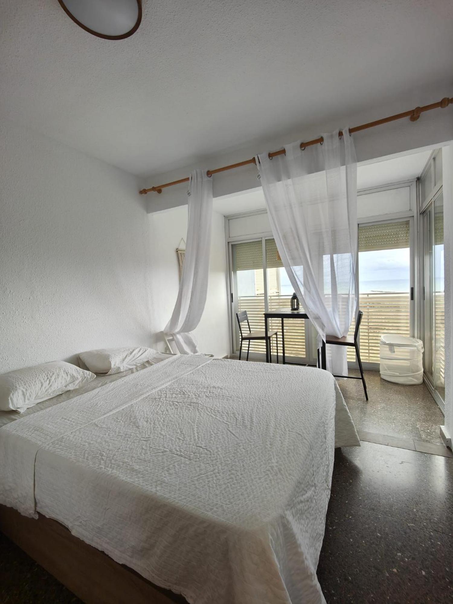 Precioso Apartamento Residencial Con Vistas Al Mar プエブラ・ド・ファルナルス エクステリア 写真