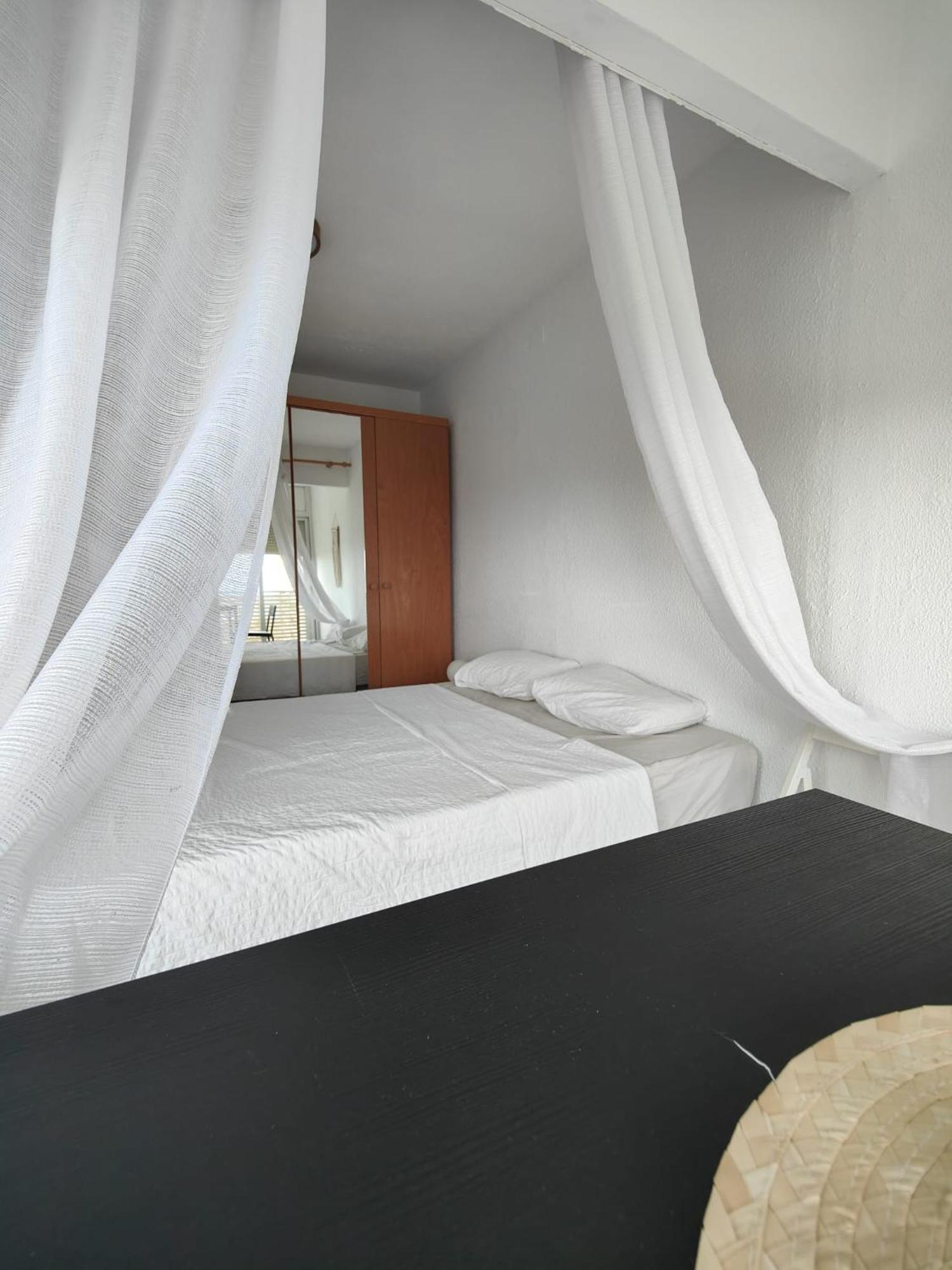 Precioso Apartamento Residencial Con Vistas Al Mar プエブラ・ド・ファルナルス エクステリア 写真